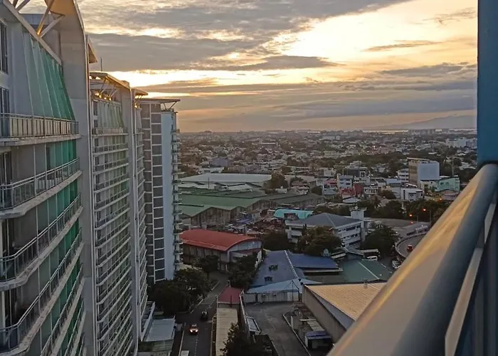 1br Condotel In Azure Urban Near Naia #bh4 Manila